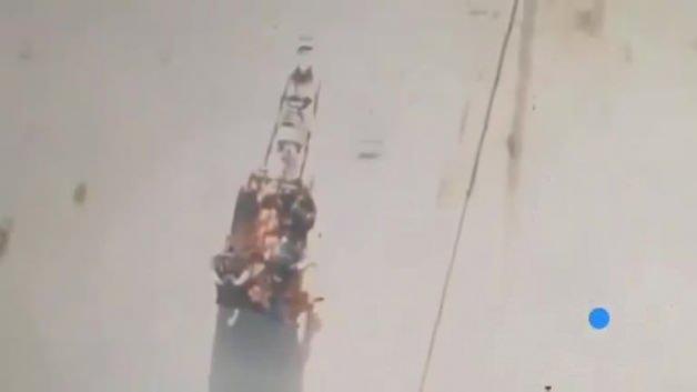 İsrail Gazze’de at arabası ile güvenli bölge arayan sivilleri bombaladı İsrail Gazze’de at arabası ile güvenli bölge arayan sivilleri bombaladı