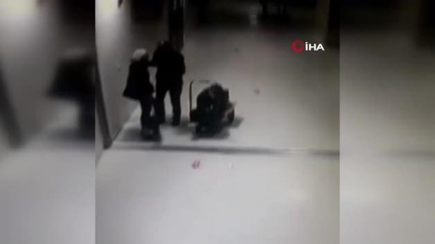 Hastanede dehşet anları! Önce çalışma arkadaşını sonra kendini vurdu Hastanede dehşet anları! Önce çalışma arkadaşını sonra kendini vurdu