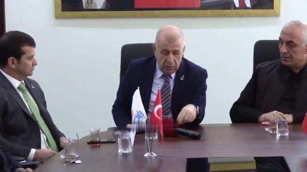 İmamoğlu’na Özdağ’dan tepki: ‘Kendini cumhurbaşkanı zannetmekten vazgeç’ İmamoğlu’na Özdağ’dan tepki: ‘Kendini cumhurbaşkanı zannetmekten vazgeç’