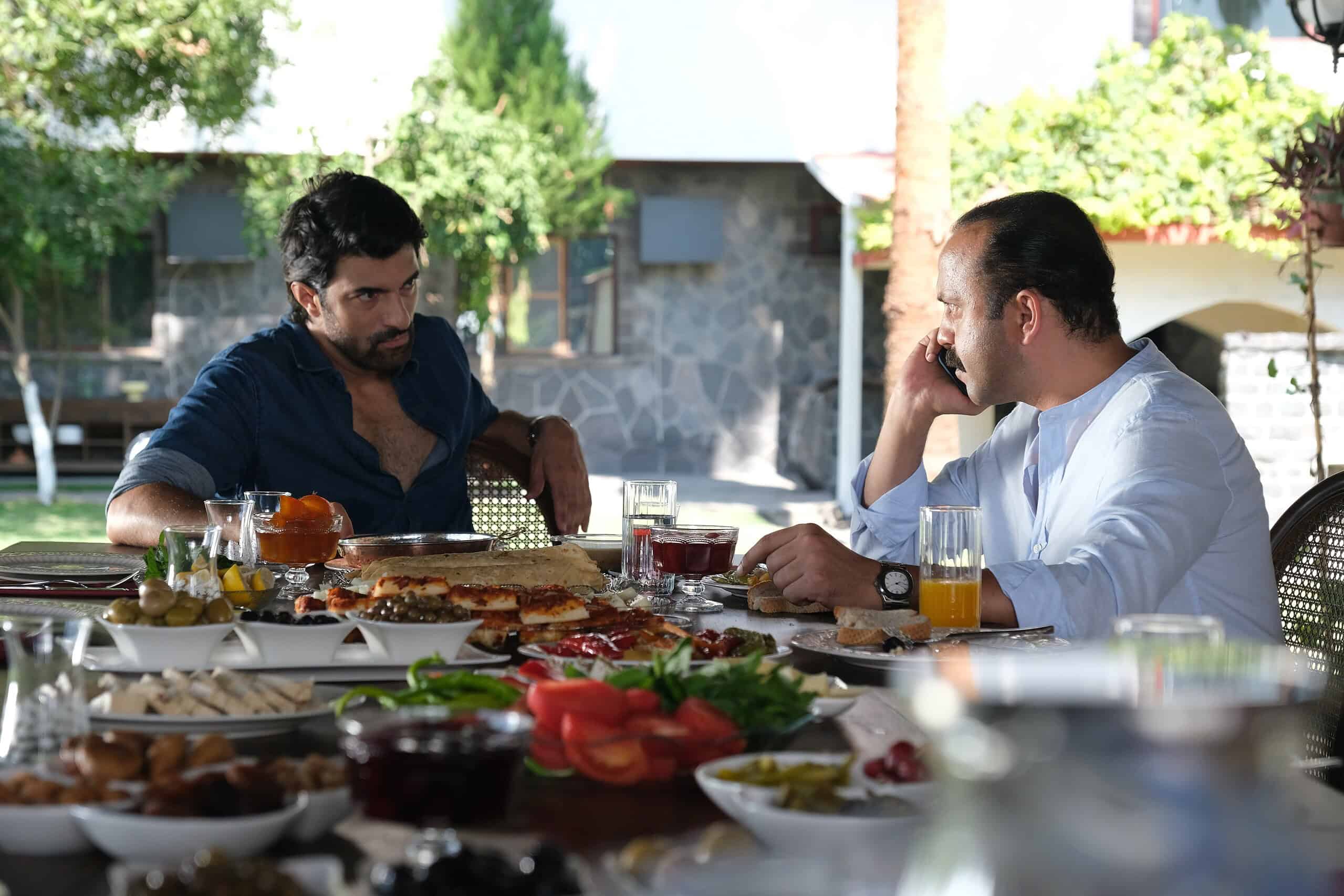 Show TV’de izleyici ile buluşacak, ‘Bereketli Topraklar’dan dikkat çeken bir bölüm tanıtımı yayınlandı! Show TV’de izleyici ile buluşacak, ‘Bereketli Topraklar’dan dikkat çeken bir bölüm tanıtımı yayınlandı!