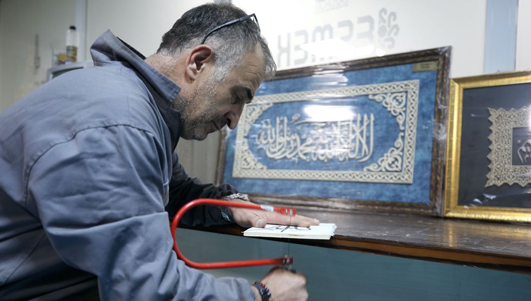 İnternetten görüp başladı, bine yakın eser üretti: “Çok büyük sabır istiyor” İnternetten görüp başladı, bine yakın eser üretti: “Çok büyük sabır istiyor”