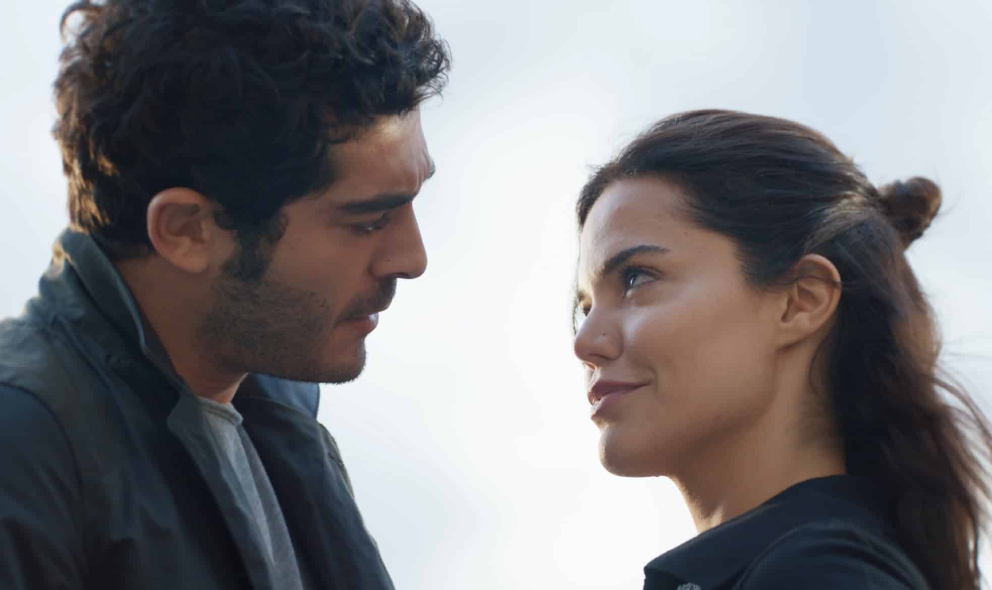 Ay Yapım’ın çok yakında NOW’da ekrana gelecek yeni dizisi Sahtekarlar’ın ilk tanıtımı yayınlandı! Ay Yapım’ın çok yakında NOW’da ekrana gelecek yeni dizisi Sahtekarlar’ın ilk tanıtımı yayınlandı!