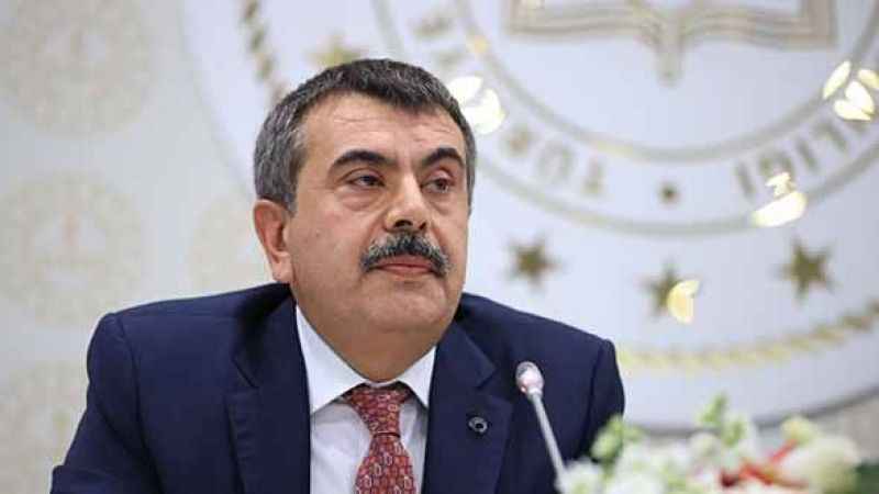 Bakan Tekin: Üniversite Eğitimi 3 Yılda Tamamlanabilir Bakan Tekin: Üniversite Eğitimi 3 Yılda Tamamlanabilir