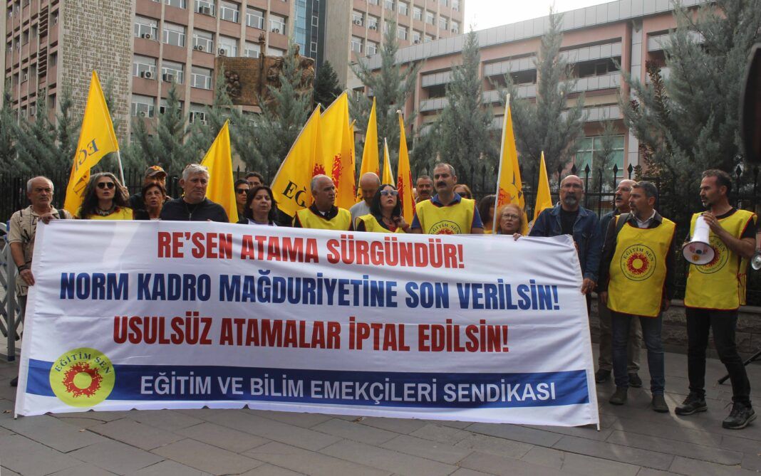 Eğitim-Sen: Norm Fazlası Öğretmenlerin Mağduriyetine Son Verilmelidir! Eğitim-Sen: Norm Fazlası Öğretmenlerin Mağduriyetine Son Verilmelidir!