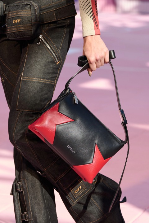 New York Moda Haftası’nda Radarımıza Giren Çantalar New York Moda Haftası’nda Radarımıza Giren Çantalar