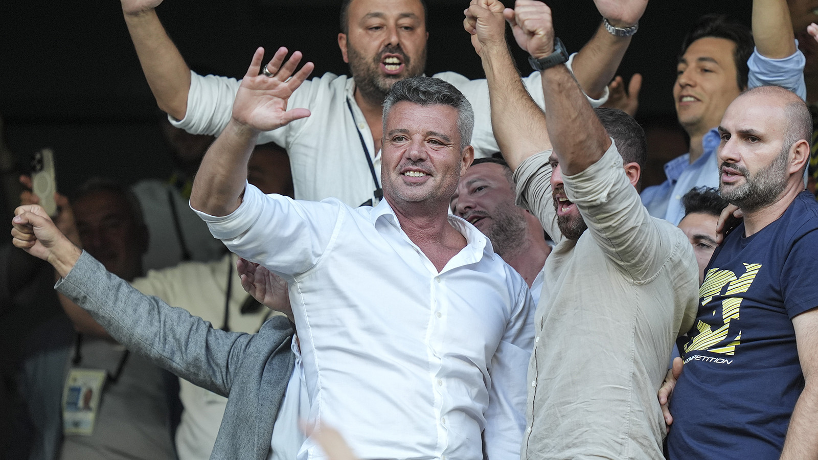 Fenerbahçe’nin yeni başkanı belli oldu Fenerbahçe’nin yeni başkanı belli oldu