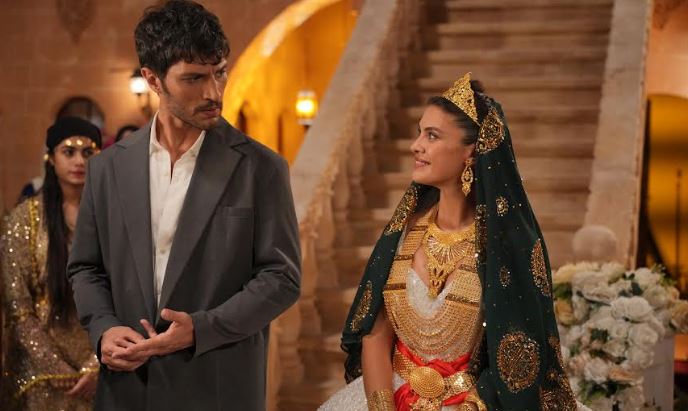 Halef Köklerin Çağrısı dizisine dijital ortamda ilgi giderek artıyor! Halef Köklerin Çağrısı dizisine dijital ortamda ilgi giderek artıyor!