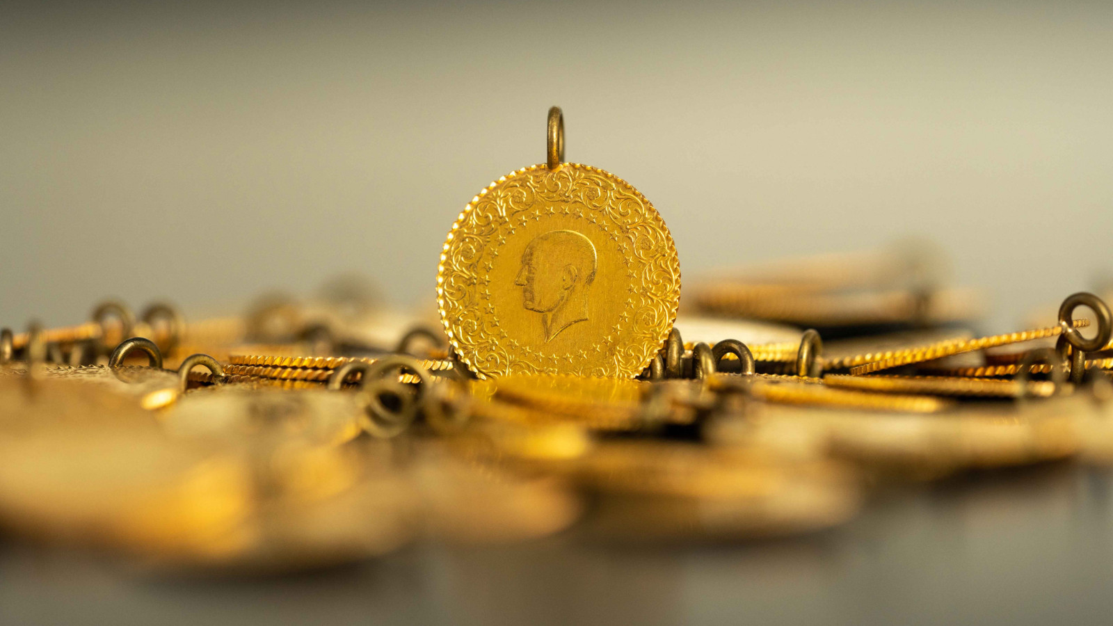 Rekor kıran altın ve gümüşte sahtecilikte de patlama yaşanıyor Rekor kıran altın ve gümüşte sahtecilikte de patlama yaşanıyor