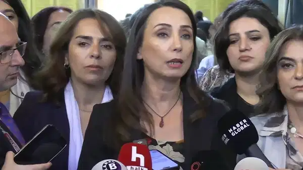 Hatimoğulları’ndan ‘Selahattin Demirtaş’ açıklaması: ‘Saatler içerisinde bırakılmasını istiyoruz’ – Son Dakika Siyaset Haberleri Hatimoğulları’ndan ‘Selahattin Demirtaş’ açıklaması: ‘Saatler içerisinde bırakılmasını istiyoruz’ – Son Dakika Siyaset Haberleri