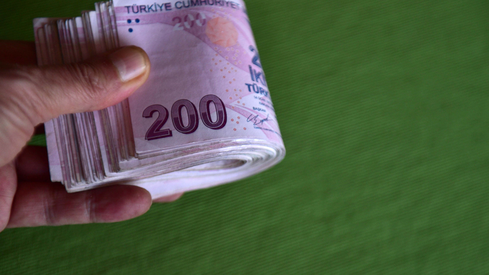 1 milyon TL 1 günde ne kadar kazandırır? Banka banka belli oldu 1 milyon TL 1 günde ne kadar kazandırır? Banka banka belli oldu