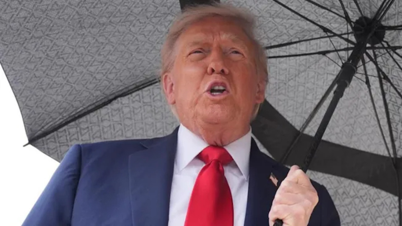 Trump’tan New York Times’a adaylığımı baltaladılar iddiasıyla 15 milyar dolarlık dava