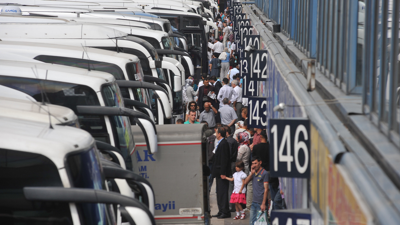 Ekspres sefer otogarı karıştırdı Ekspres sefer otogarı karıştırdı