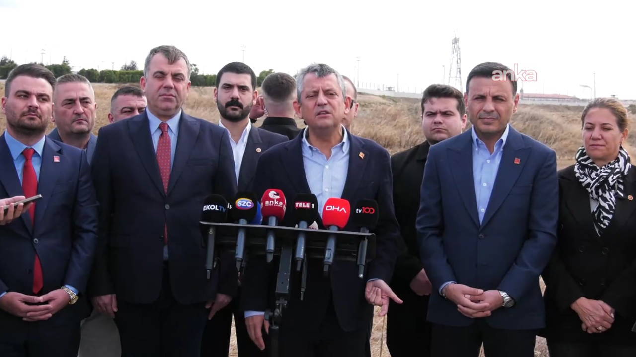 Son Dakika… Özgür Özel, Meclis açılışının ardından ilk kez konuştu: ‘Erdoğan’ı dinleyecek halimiz yoktu’ – Son Dakika Siyaset Haberleri Son Dakika… Özgür Özel, Meclis açılışının ardından ilk kez konuştu: ‘Erdoğan’ı dinleyecek halimiz yoktu’ – Son Dakika Siyaset Haberleri