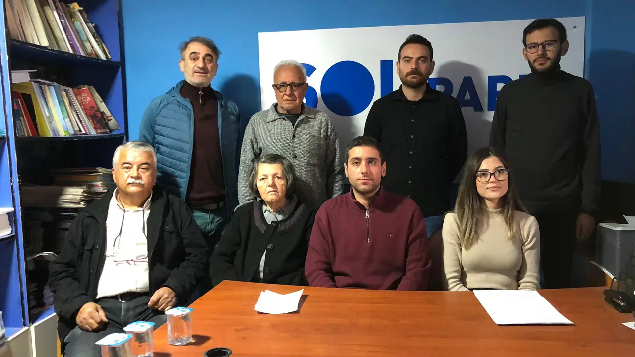 SOL Parti Eskişehir’den çağrı: Beylikova’yı emperyalistlere teslim etmeyeceğiz! – Son Dakika Siyaset Haberleri SOL Parti Eskişehir’den çağrı: Beylikova’yı emperyalistlere teslim etmeyeceğiz! – Son Dakika Siyaset Haberleri