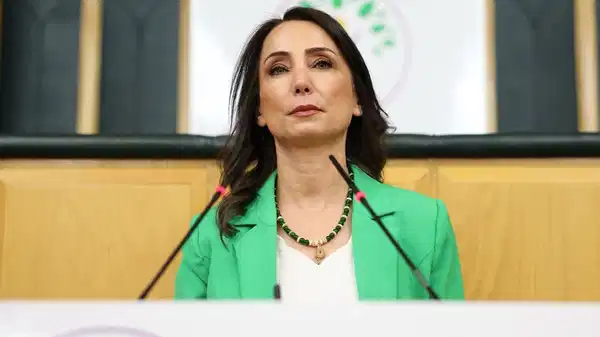 DEM Parti’den AKP’ye ‘süreç’ eleştirisi: ‘Ciddi adımlar atılmadı’ – Son Dakika Siyaset Haberleri