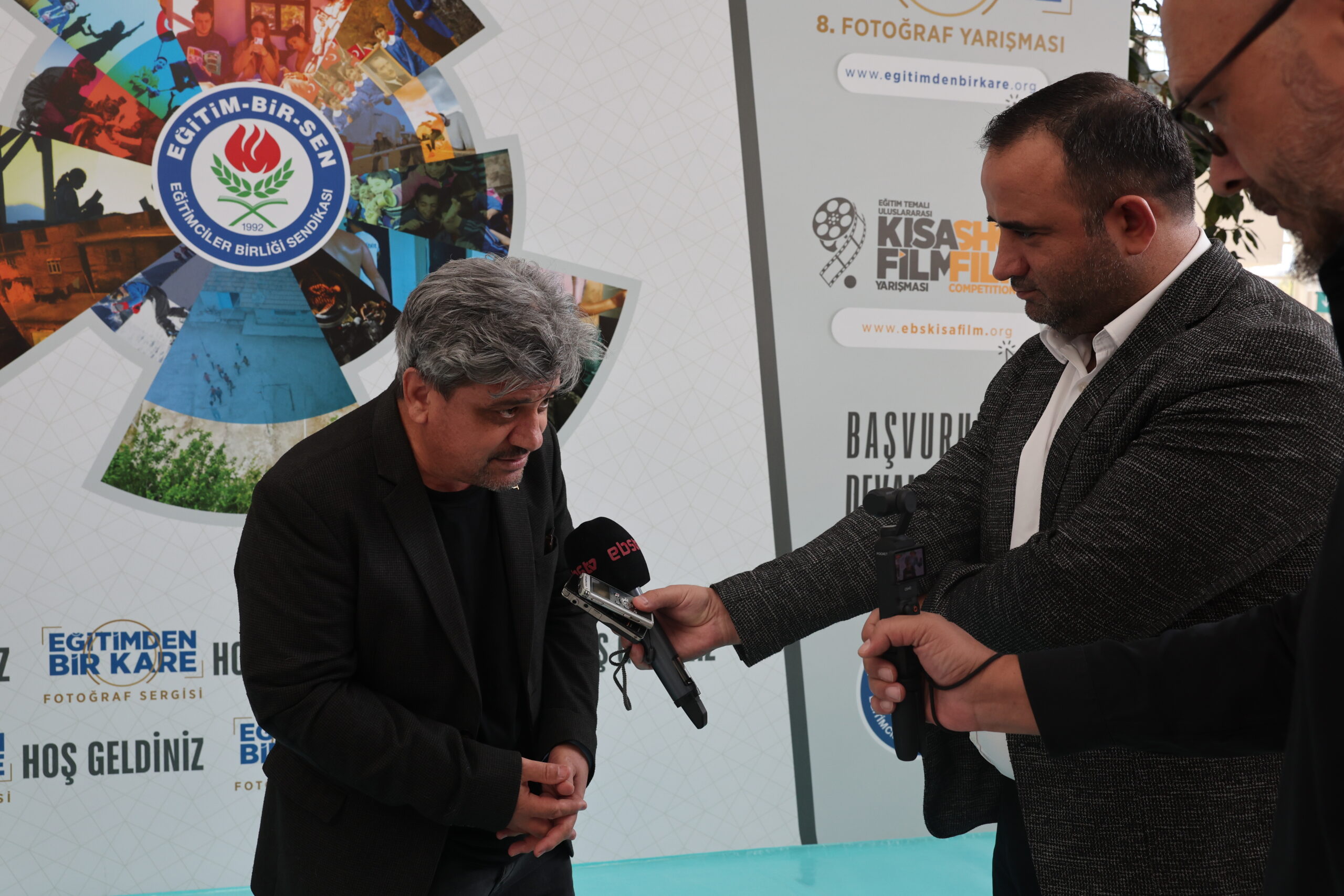 Jüri kadrosundan, 8. Eğitimden bir kare fotoğraf yarışmasına başvuru daveti Jüri kadrosundan, 8. Eğitimden bir kare fotoğraf yarışmasına başvuru daveti