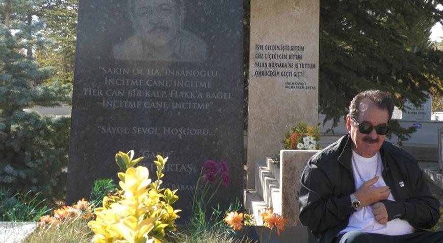 İbrahim Tatlıses, Neşet Ertaş’ın mezarını ziyaret etti