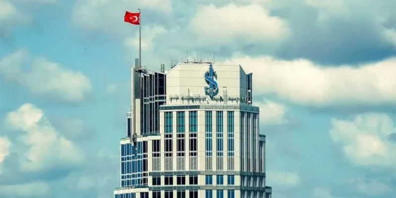 İş Bankası ‘Yasa Dışı İşlem’ iddialarını reddetti İş Bankası ‘Yasa Dışı İşlem’ iddialarını reddetti