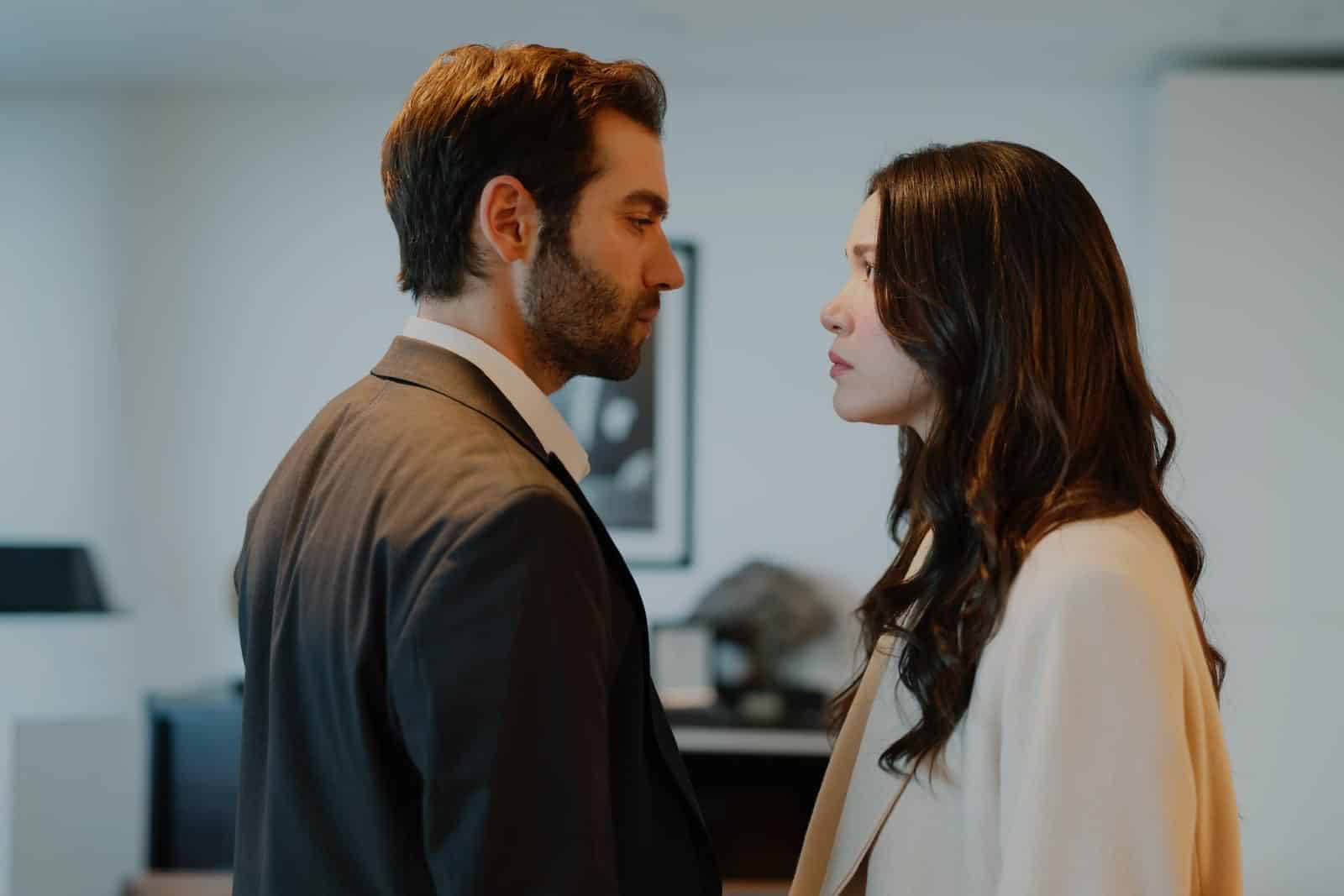 Sahipsizler 36. Bölümde Yavuz, Samet’i kaçırdı! Devran, gerçek düşmanın kim olduğunu öğrendi! Sahipsizler 36. Bölümde Yavuz, Samet’i kaçırdı! Devran, gerçek düşmanın kim olduğunu öğrendi!