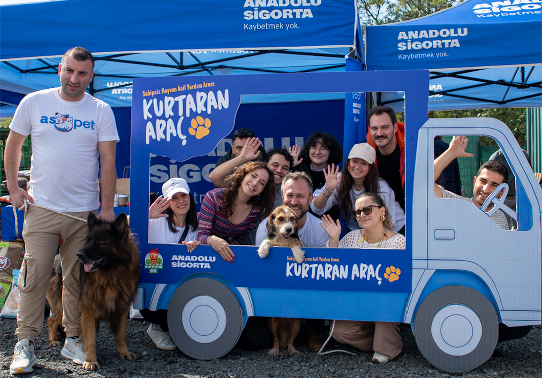Anadolu Sigorta’dan Kurtaran Araç ile Dünya Hayvanları Koruma Günü’ne Destek Anadolu Sigorta’dan Kurtaran Araç ile Dünya Hayvanları Koruma Günü’ne Destek