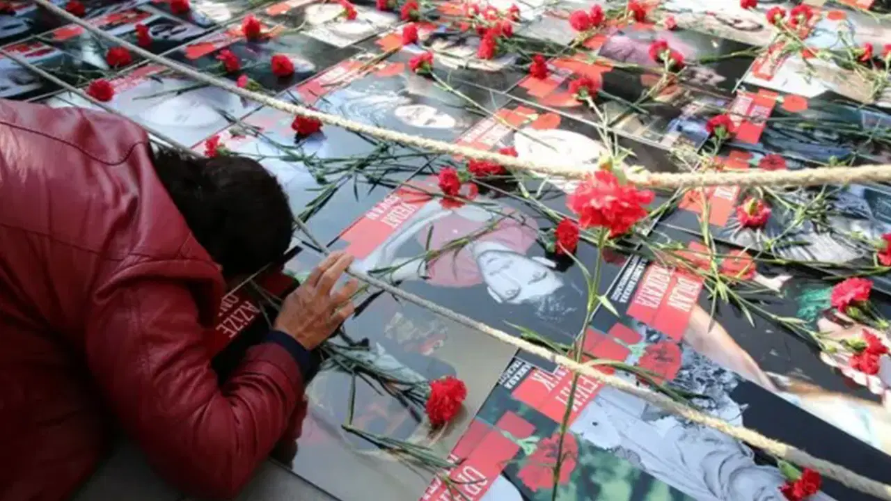 SOL Parti’den ’10 Ekim Gar Katliamı’ açıklaması: ‘Bu karanlığı yeneceğiz!’ – Son Dakika Siyaset Haberleri