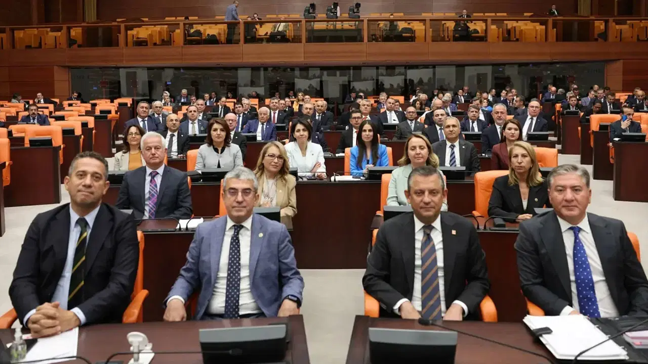 CHP’nin Bolu kampı sona erdi: ‘İki şeyden kurtulmamız lazım’ – Son Dakika Siyaset Haberleri CHP’nin Bolu kampı sona erdi: ‘İki şeyden kurtulmamız lazım’ – Son Dakika Siyaset Haberleri
