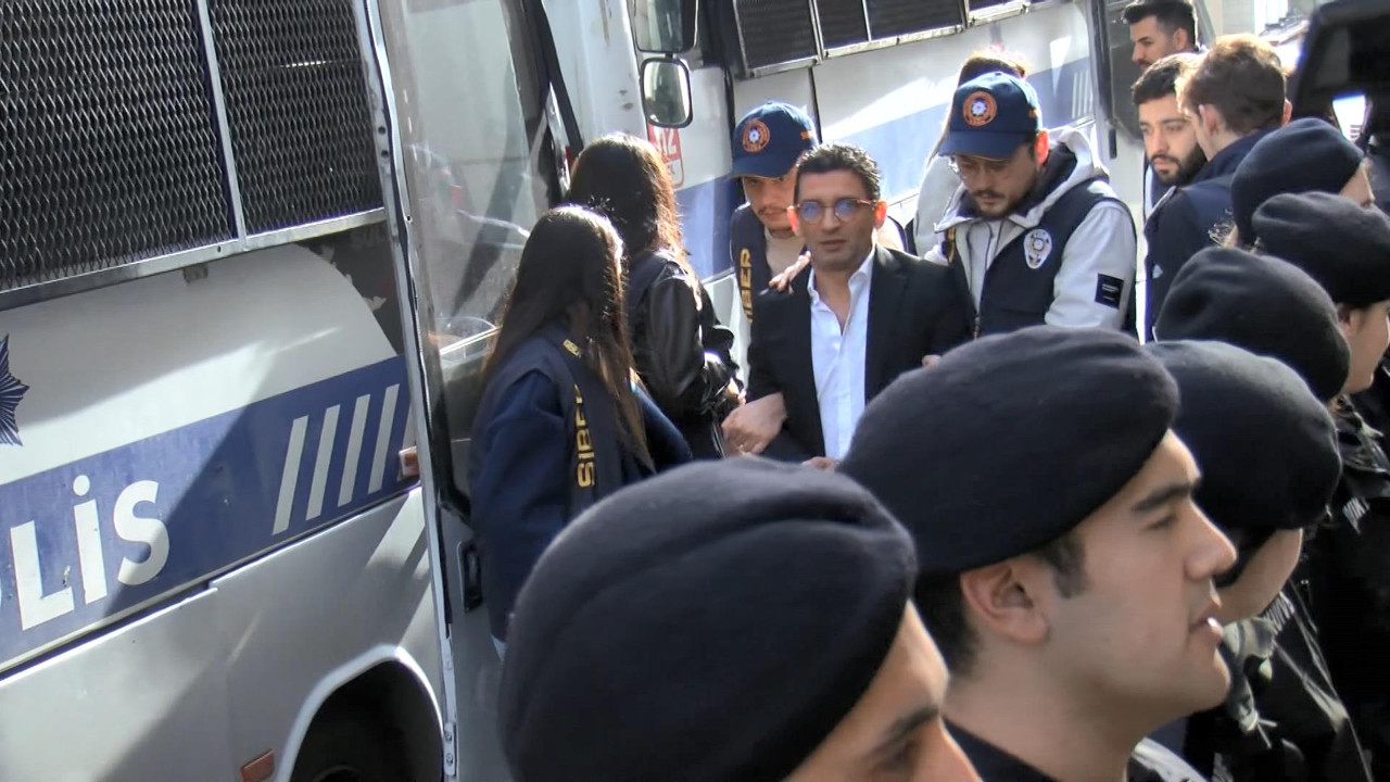 Bank Pozitif 1,1 milyara satışa çıktı! İsraillilerden bahis parasıyla alındı… Bank Pozitif 1,1 milyara satışa çıktı! İsraillilerden bahis parasıyla alındı…