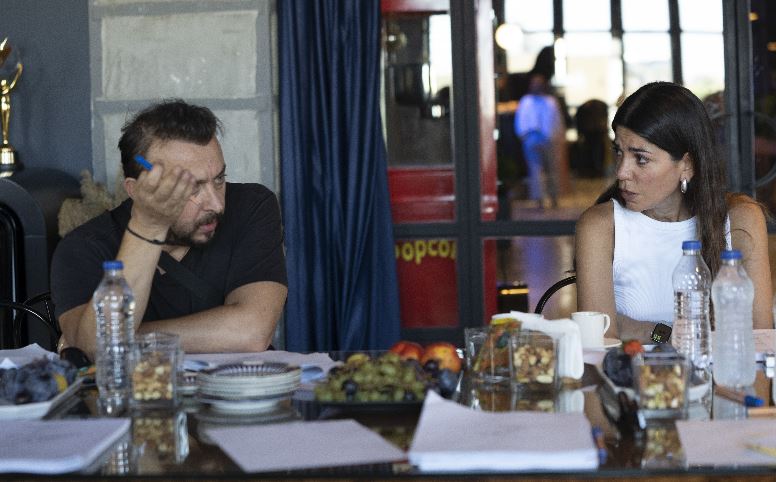 Ali Atay ile Ceren Moray yeni bir diziye başlıyor!