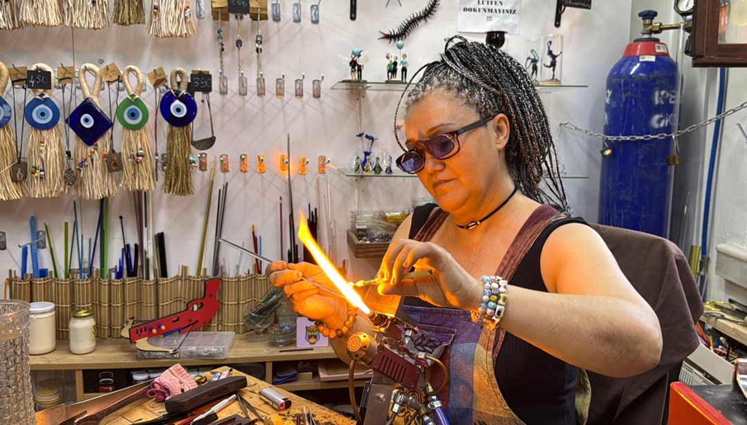 Beyin kanaması geçirdi, işini bıraktı: Doktor tavsiyesiyle başladı şimdi gelecek nesillere aktarıyor Beyin kanaması geçirdi, işini bıraktı: Doktor tavsiyesiyle başladı şimdi gelecek nesillere aktarıyor