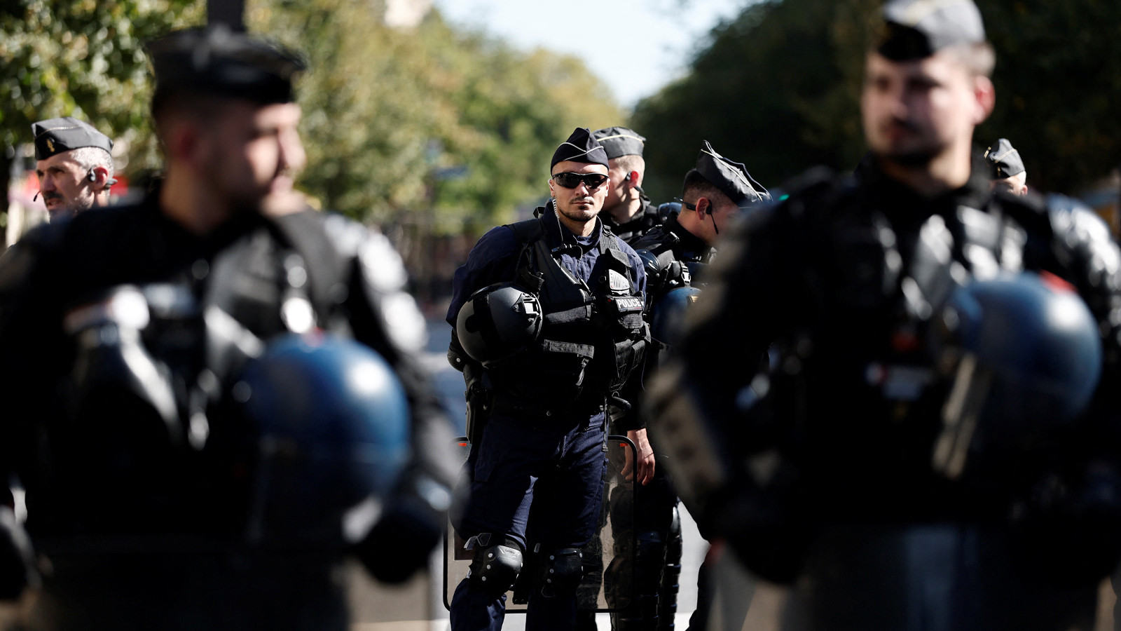 Fransa’da silahlı saldırı: Ölü ve yaralılar var Fransa’da silahlı saldırı: Ölü ve yaralılar var