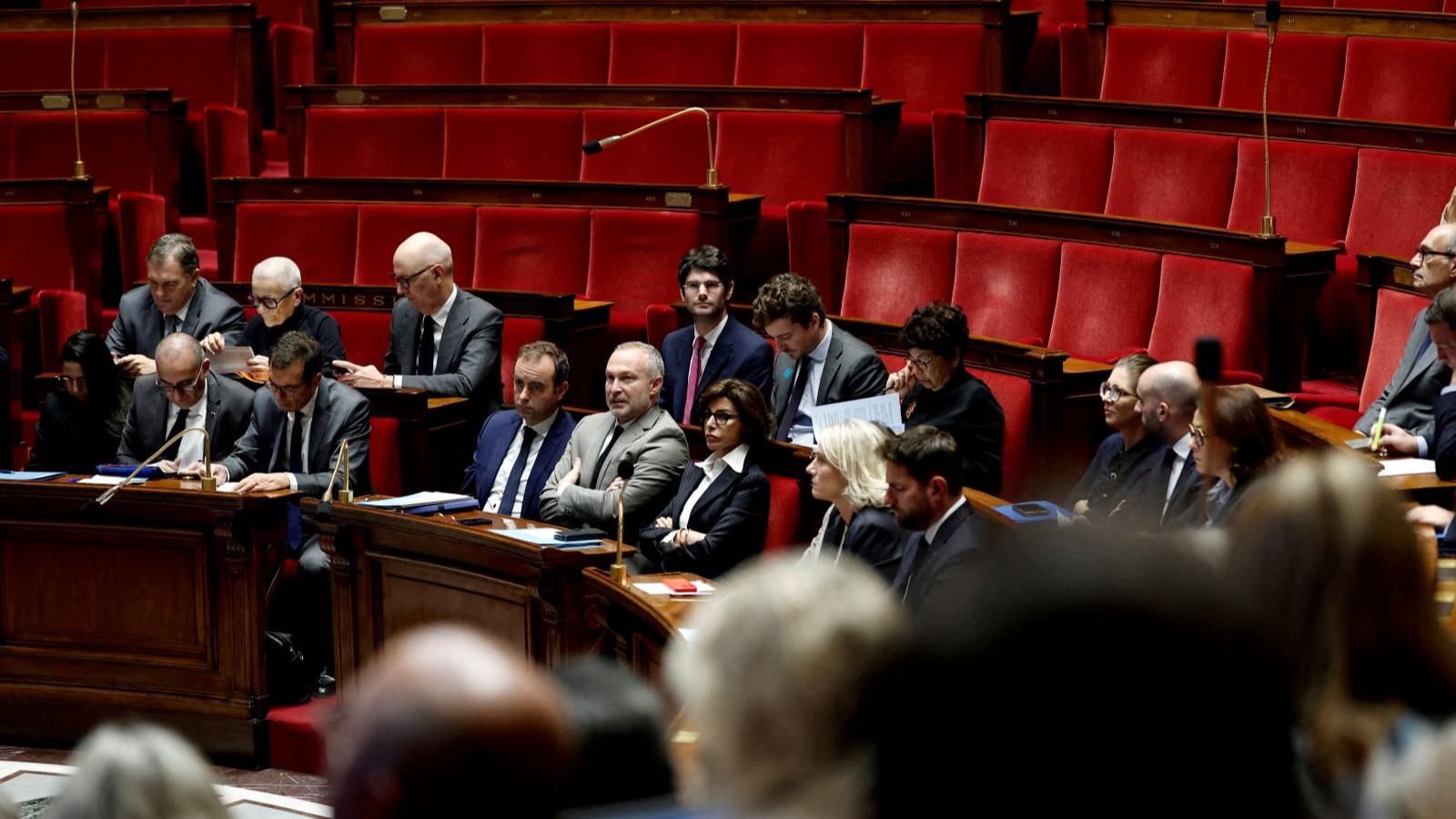 Fransa’nın borç krizi Avrupa’nın geri kalanını titretmeye başladı: 3 trilyon euro