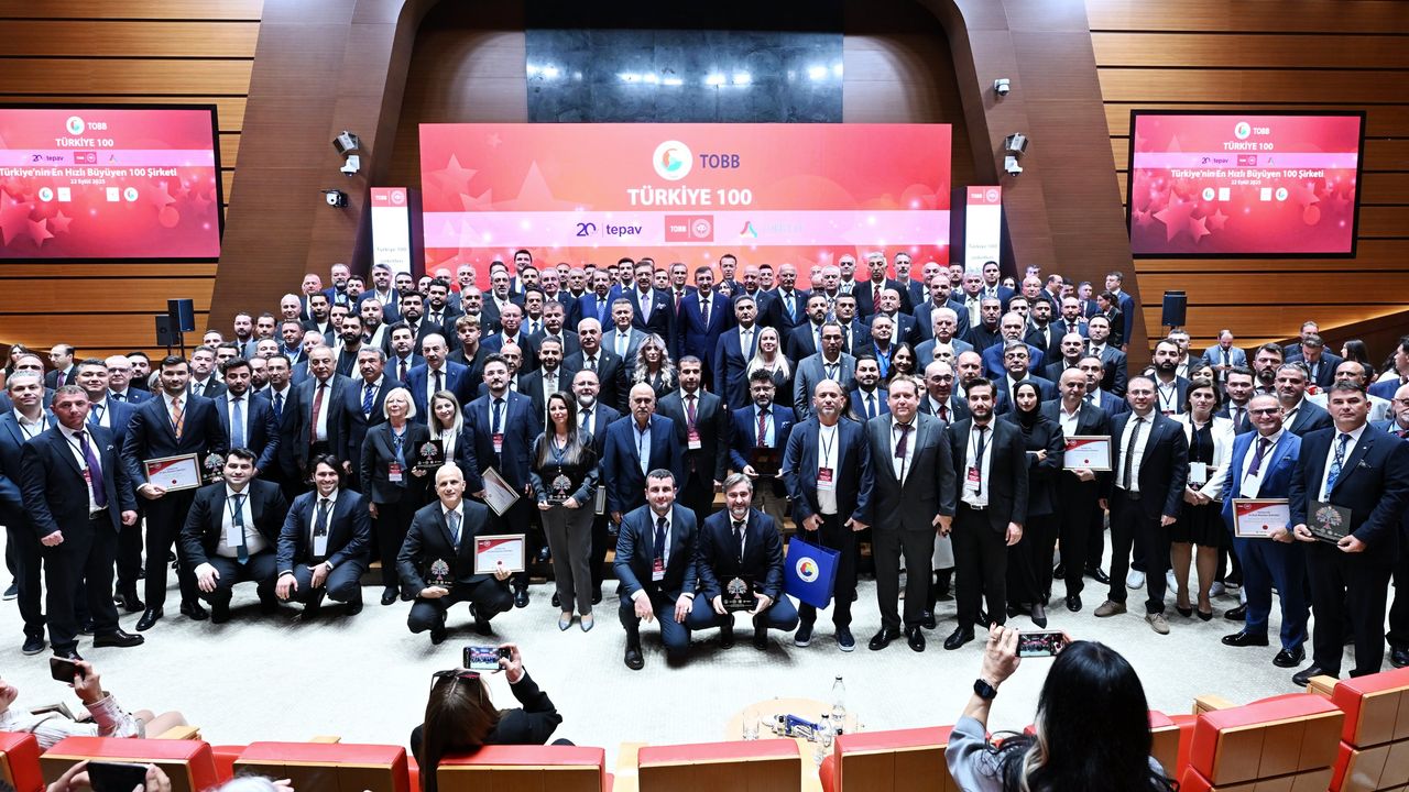 ‘Türkiye 100’ şirketlerinin toplam cirosu 83.5 milyar TL’ye ulaştı ‘Türkiye 100’ şirketlerinin toplam cirosu 83.5 milyar TL’ye ulaştı