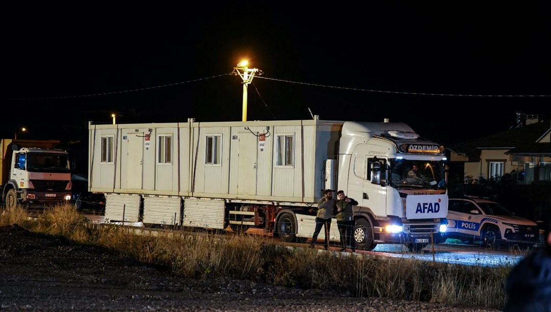 Sındırgı’ya konteyner kent kuruldu Sındırgı’ya konteyner kent kuruldu
