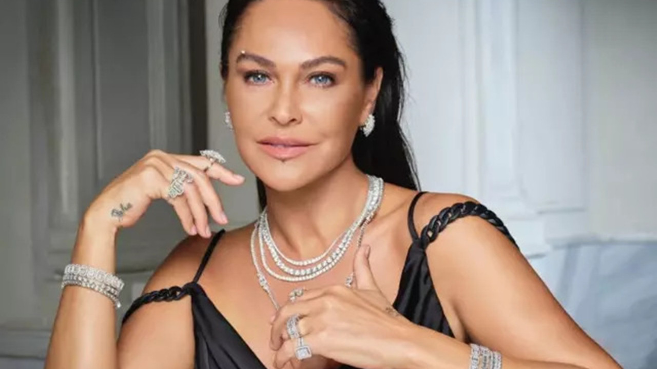 Hülya Avşar’dan cesur imaj değişikliği! Kaküllü yeni hali sosyal medyada gündem oldu