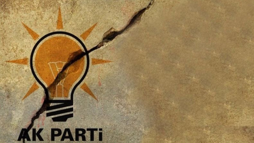 AKP’de istifa dalgası genişliyor! AKP’de istifa dalgası genişliyor!