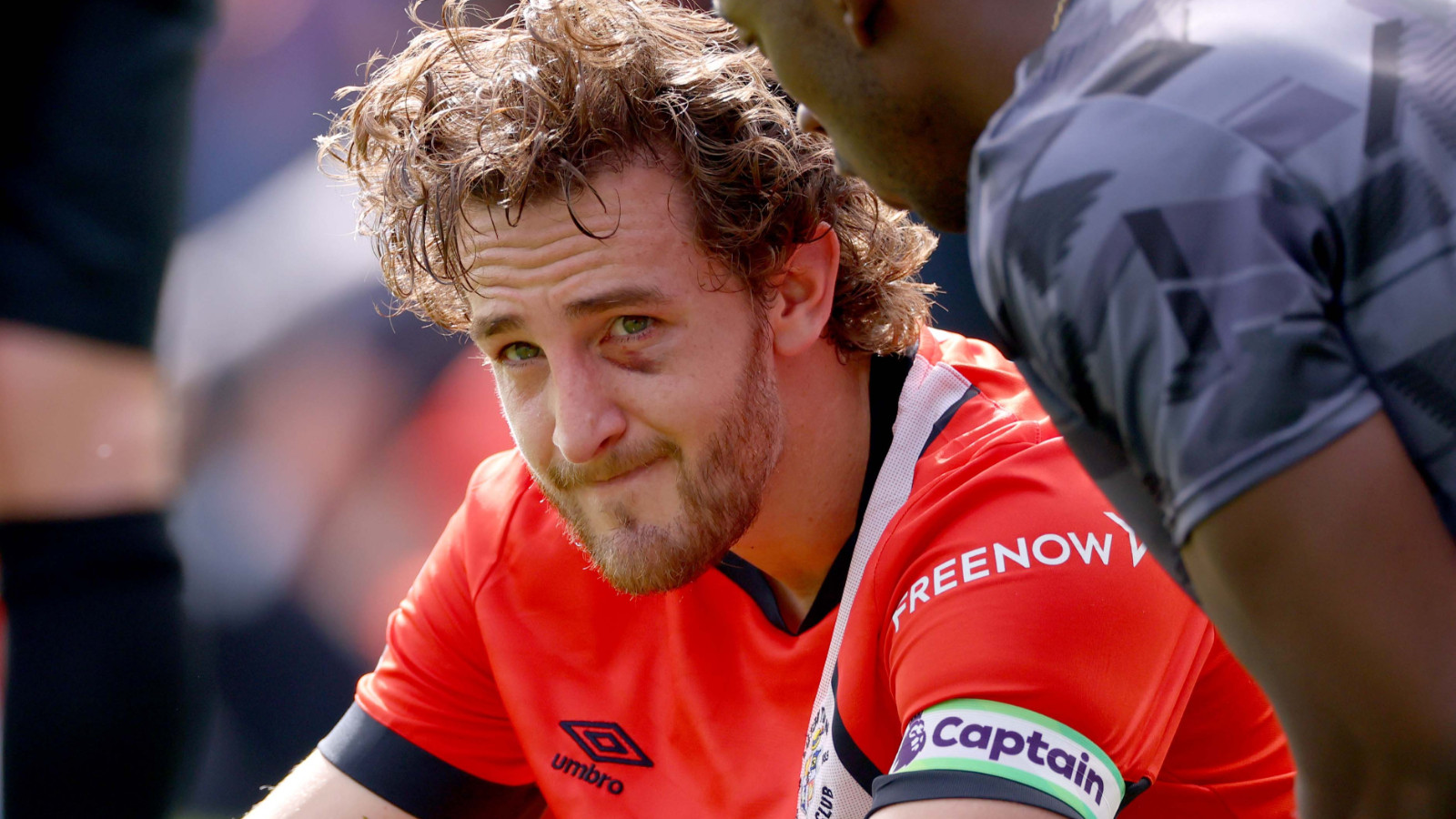 Futbolcu Tom Lockyer sahalara döndü