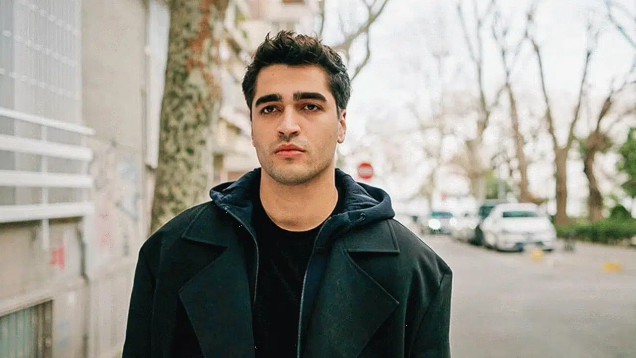 Mert Ramazan Demir, ekranlara unutulmaz bir hikâyeyle dönüyor! Mert Ramazan Demir, ekranlara unutulmaz bir hikâyeyle dönüyor!