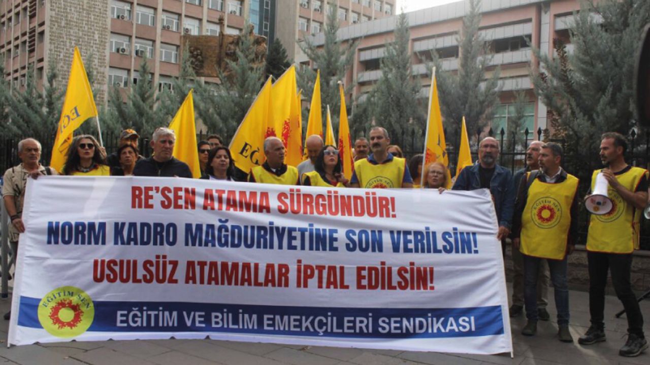 Norm Fazlası İlan Edilen Öğretmenlerin Yaşadığı Mağduriyete Son Verilmelidir! Norm Fazlası İlan Edilen Öğretmenlerin Yaşadığı Mağduriyete Son Verilmelidir!