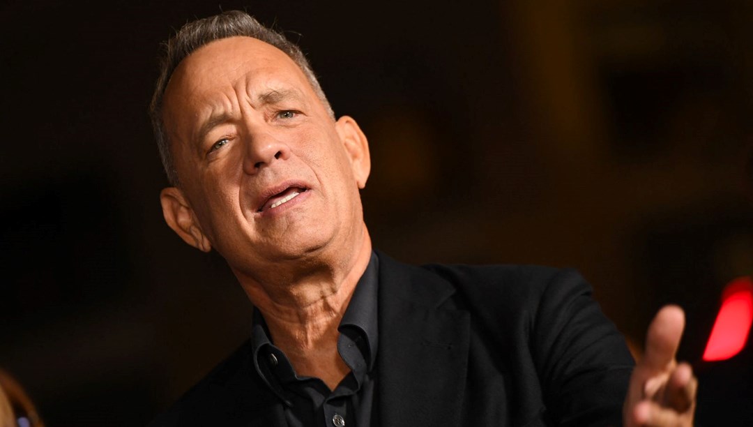 Tom Hanks kısa hikayelerini sahneye taşıyor Tom Hanks kısa hikayelerini sahneye taşıyor