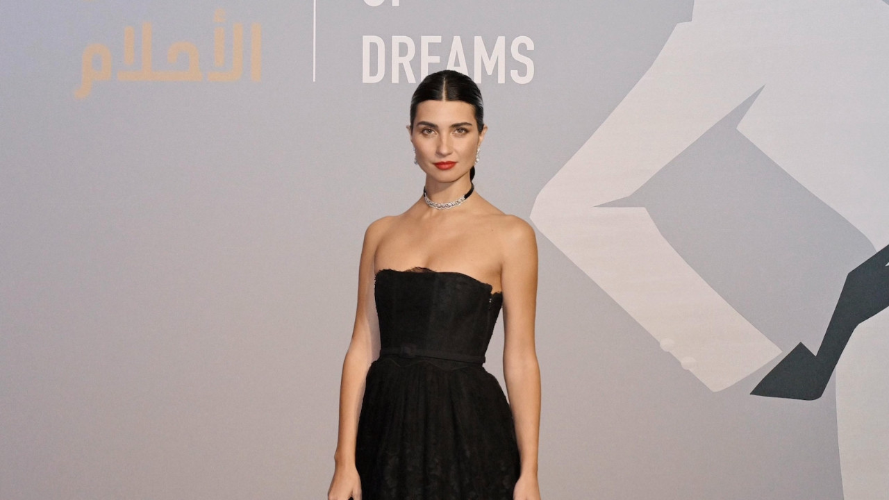 Fotoğrafını beğenip silmişti: Sosyetik çapkın Hakan Sabancı’nın Tuba Büyüküstün sessizliği Fotoğrafını beğenip silmişti: Sosyetik çapkın Hakan Sabancı’nın Tuba Büyüküstün sessizliği