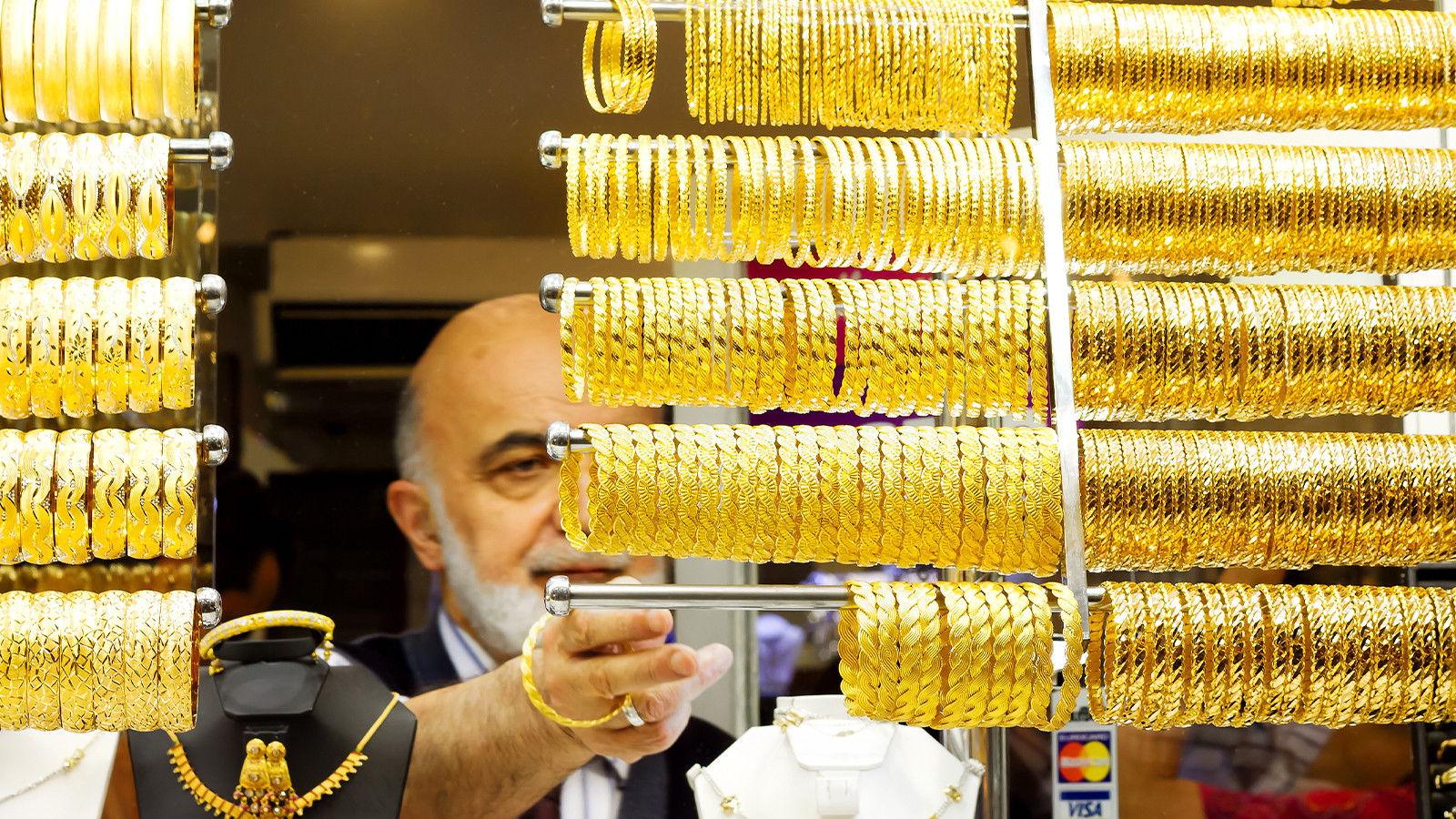 Yatırımcılar sakin kalmalı, altın piyasasında neler oluyor? Yatırımcılar sakin kalmalı, altın piyasasında neler oluyor?