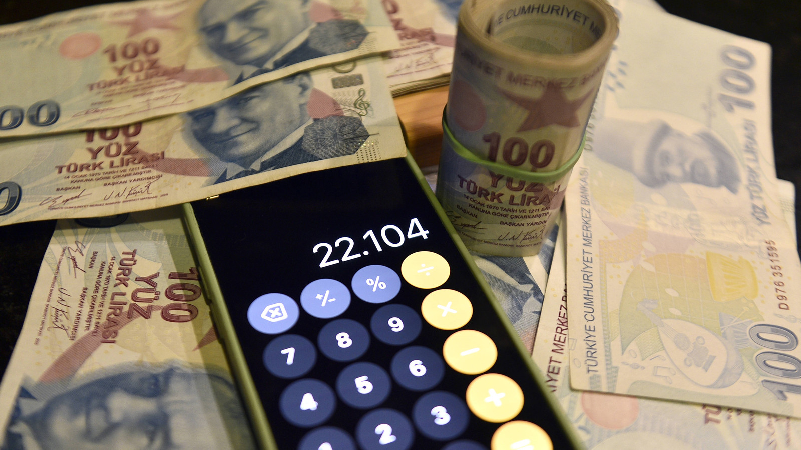 Yeni asgari ücret ne kadar olacak? Dikkat çeken rakam ortaya çıktı Yeni asgari ücret ne kadar olacak? Dikkat çeken rakam ortaya çıktı