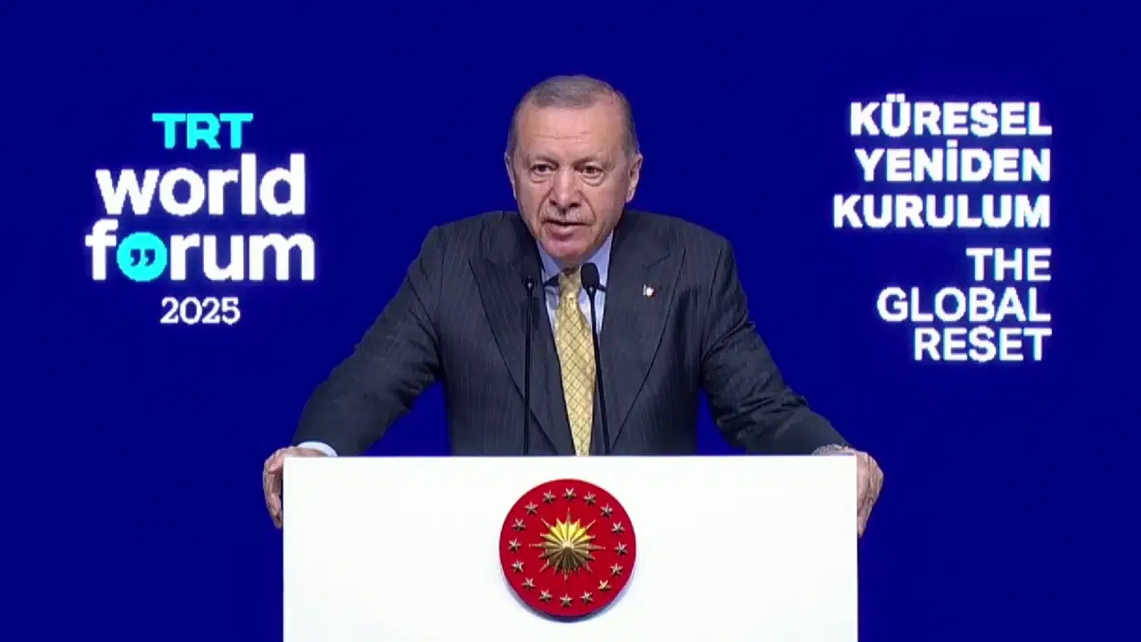 Erdoğan TRT’yi övdü, medyayı hedef aldı: ‘Dijital platformlar sapkın akımları özendiriyor’ – Son Dakika Siyaset Haberleri Erdoğan TRT’yi övdü, medyayı hedef aldı: ‘Dijital platformlar sapkın akımları özendiriyor’ – Son Dakika Siyaset Haberleri