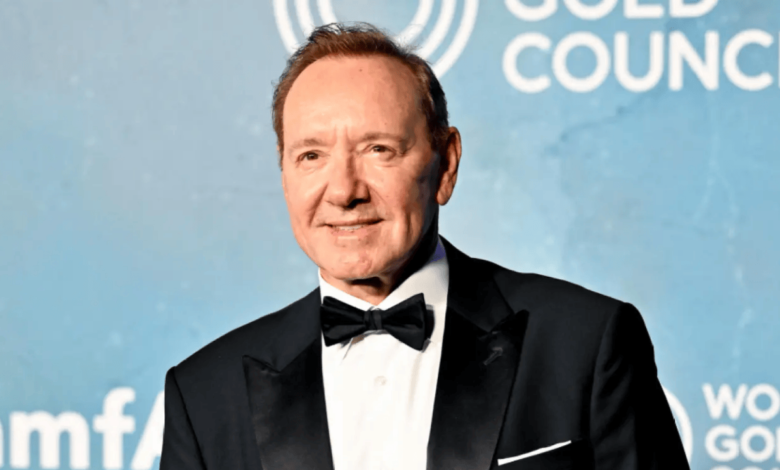 Kevin Spacey, Evsiz Kaldığını ve Maddi Zorluklar Yaşadığını… Kevin Spacey, Evsiz Kaldığını ve Maddi Zorluklar Yaşadığını…