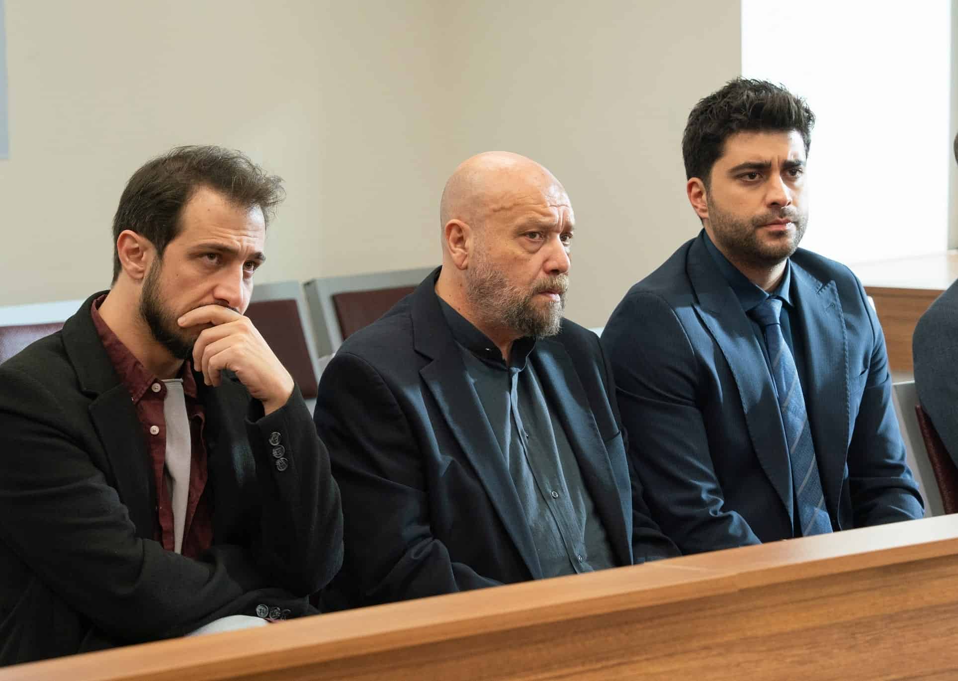 Kızılcık Şerbeti 111. Bölümde Kıvılcım’ın kapısına dayanan adam kan parasını istedi! Nilay, Işıl ve Leo’yu öpüşürken gördü! Kızılcık Şerbeti 111. Bölümde Kıvılcım’ın kapısına dayanan adam kan parasını istedi! Nilay, Işıl ve Leo’yu öpüşürken gördü!