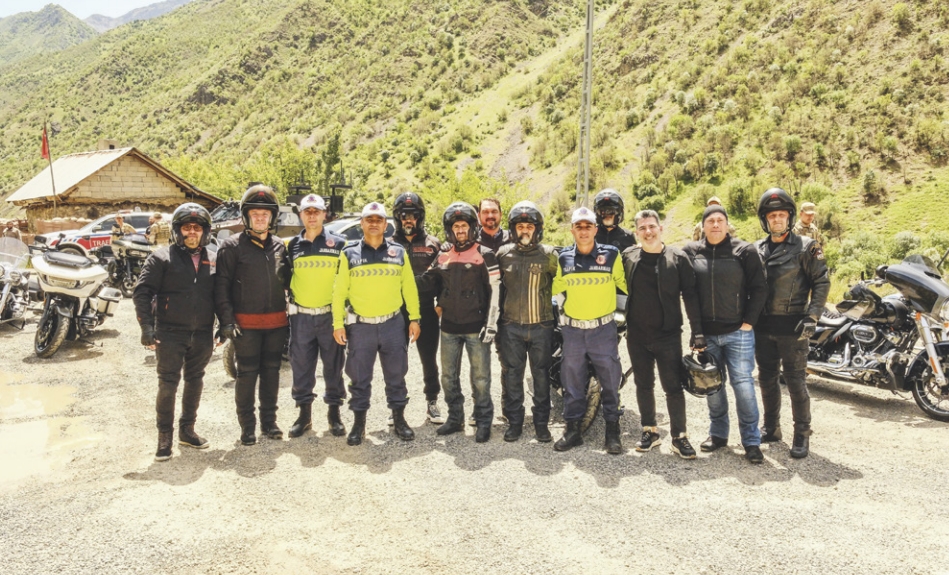 “Doğayla birlikte kuş gibi süzülüyorum” “Doğayla birlikte kuş gibi süzülüyorum”