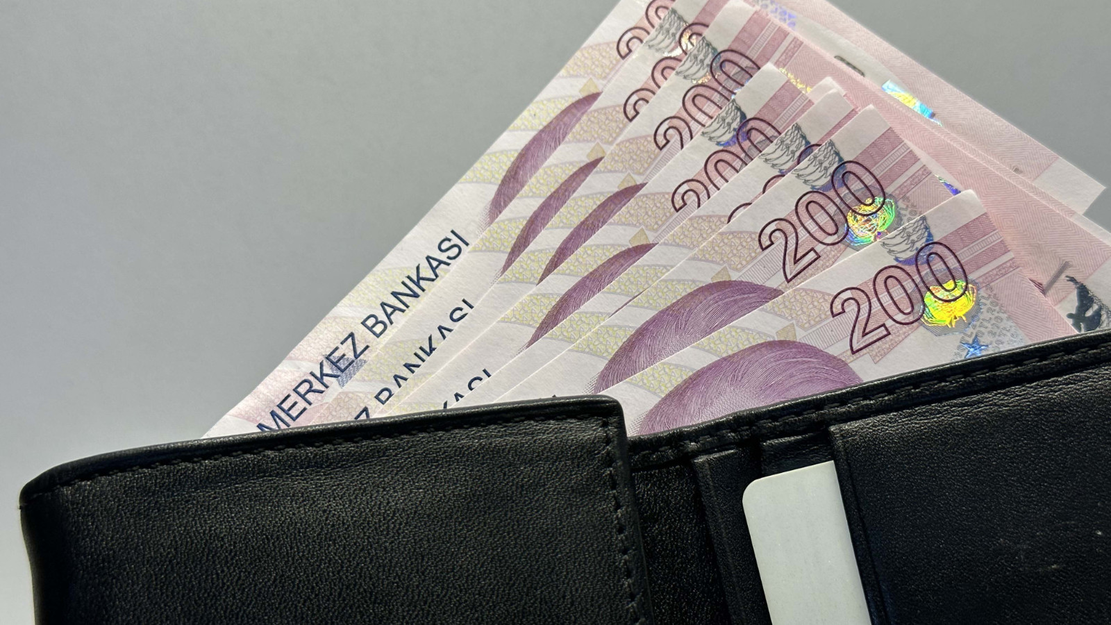 Ekimde üreticilere 11,6 milyar lira hasar tazminatı ödendi Ekimde üreticilere 11,6 milyar lira hasar tazminatı ödendi