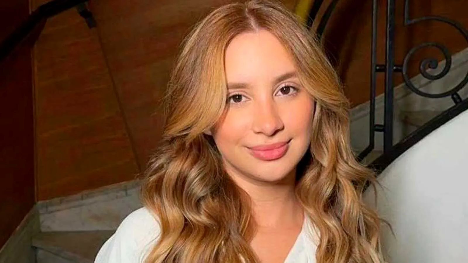 İki ateş arasında kalan ünlü influencer kafasına isabet eden kurşunla hayatını kaybetti İki ateş arasında kalan ünlü influencer kafasına isabet eden kurşunla hayatını kaybetti