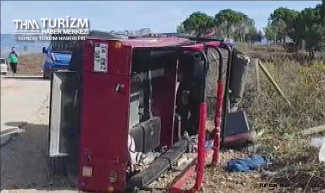 Turist dolu safari aracı devrildi! Çok sayıda yaralı var Turist dolu safari aracı devrildi! Çok sayıda yaralı var